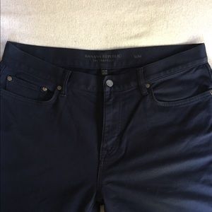 Banana Republic “The Traveler” pant